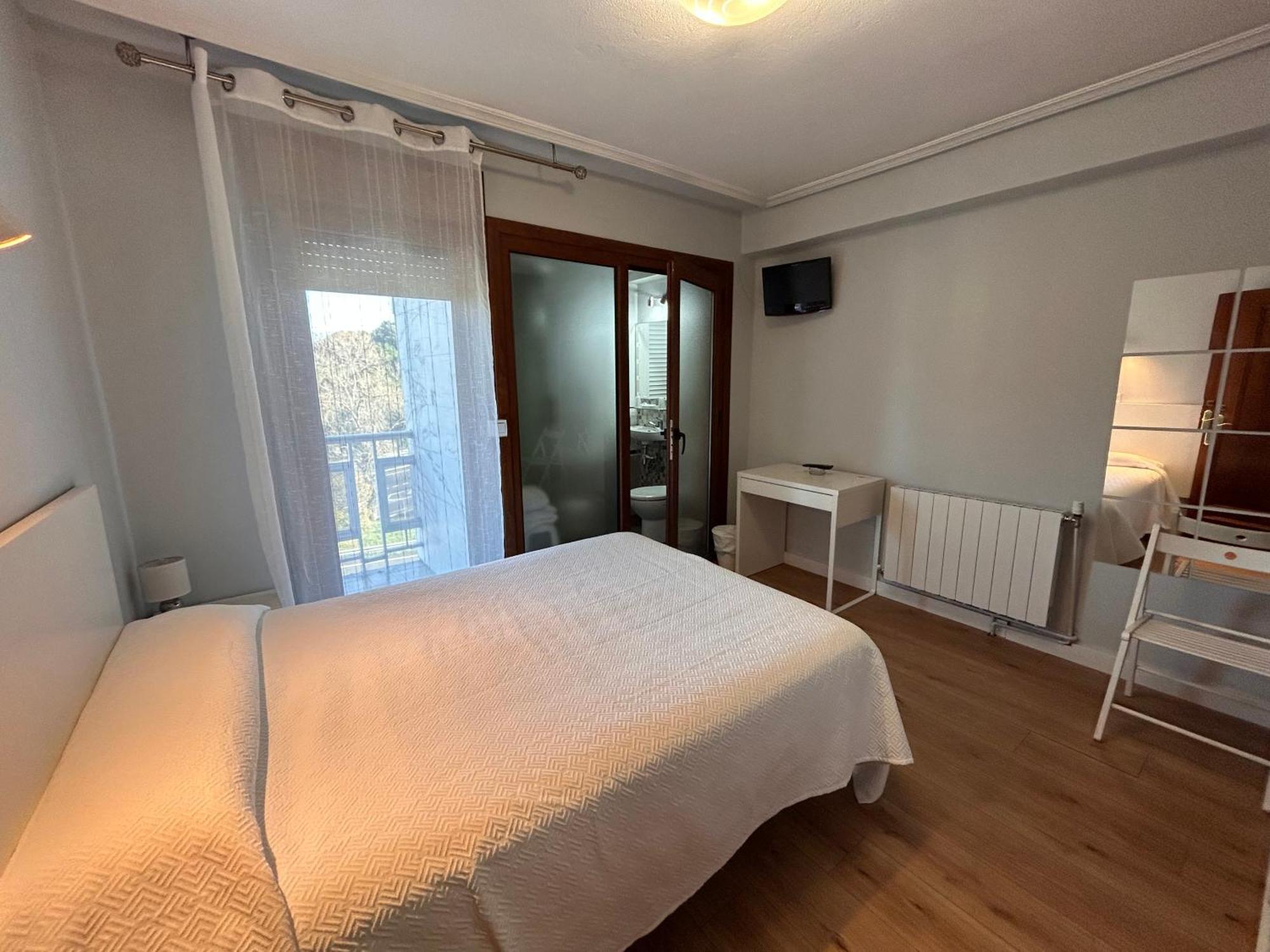 Hostal El Carro Laredo Eksteriør billede