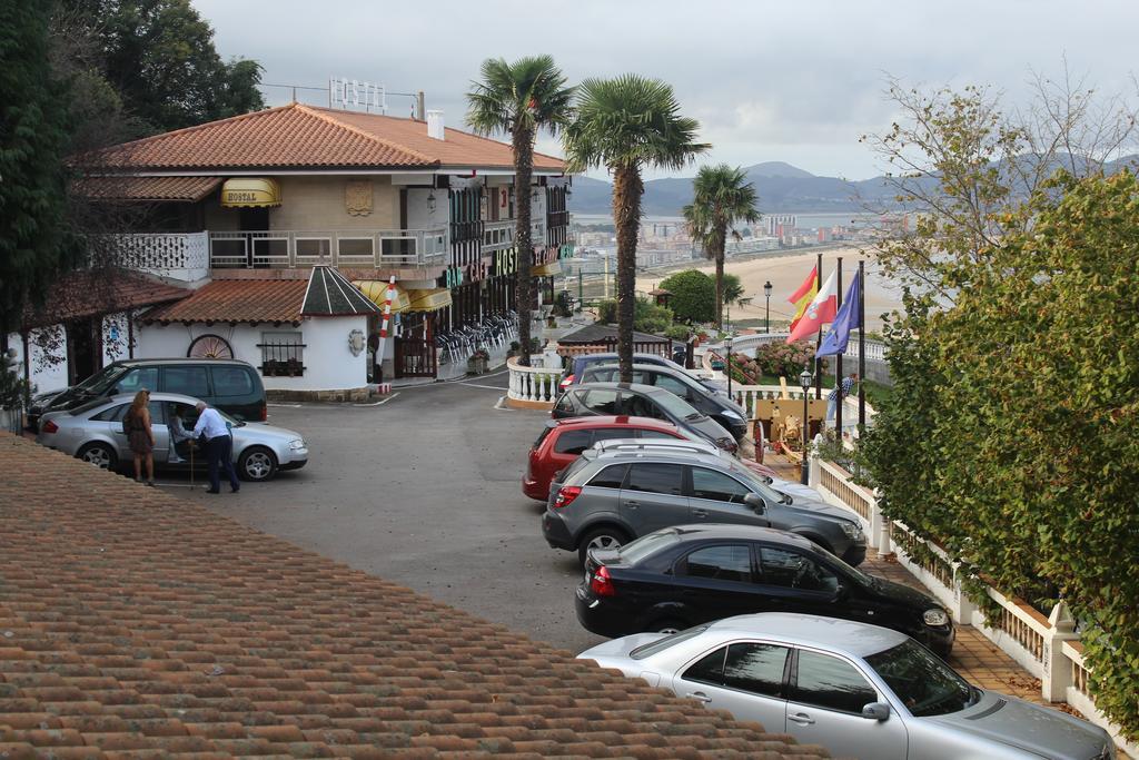 Hostal El Carro Laredo Eksteriør billede