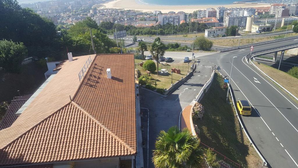 Hostal El Carro Laredo Eksteriør billede